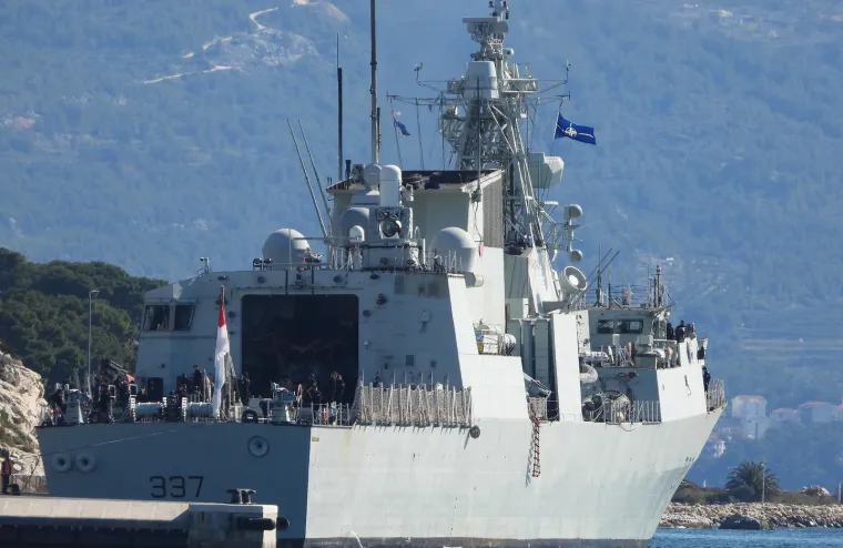 Pogledajte kakva 'zvjerka' je uplovila u splitsku luku, a uskoro dolazi i ostatak moćne NATO flotile
