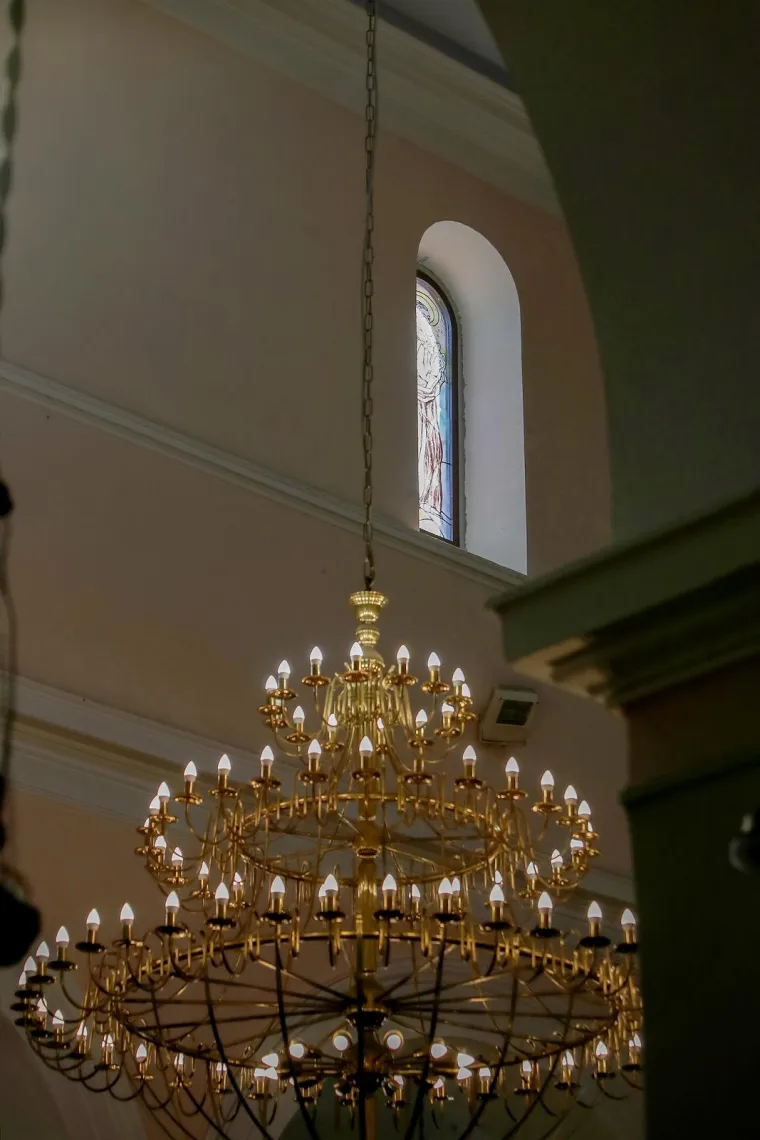 Ante Gotovina privukao pažnju ovim potezom: Pogledajte &scaron;to je darovao crkvi u rodnim Pako&scaron;tanima