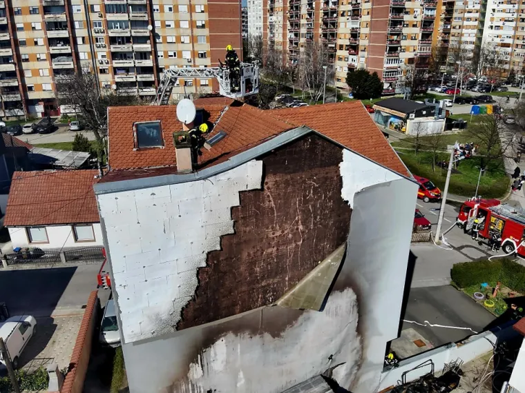 Ovako izgleda požarište nakon vatre na Ferenščici. Vatrogasci prijavili vlasnika radi metaka, bombe, mina