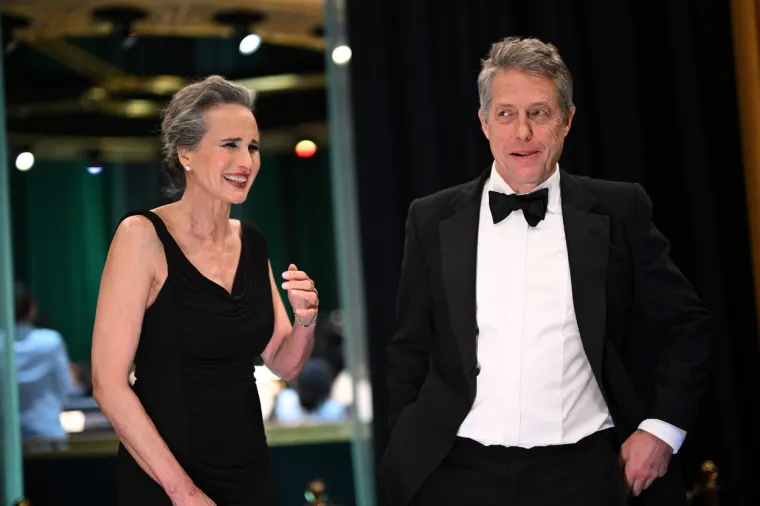 Andie McDowell i Hugh Grant