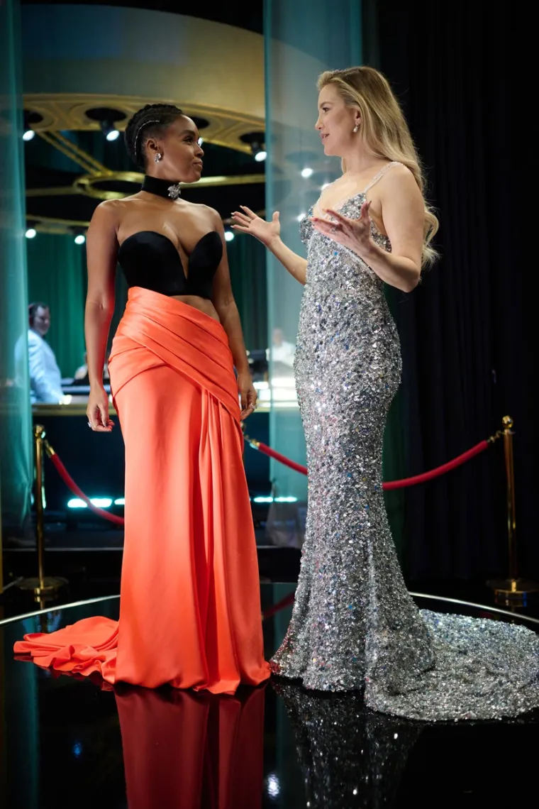 Janelle Mon&aacute;e and Kate Hudson