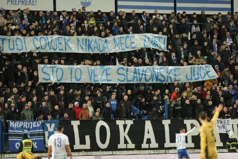 Sjajna atmosfera u Osijeku i Rijeci, Kohorta digla dvosmislenu poruku koja je zaintrigirala mnoge