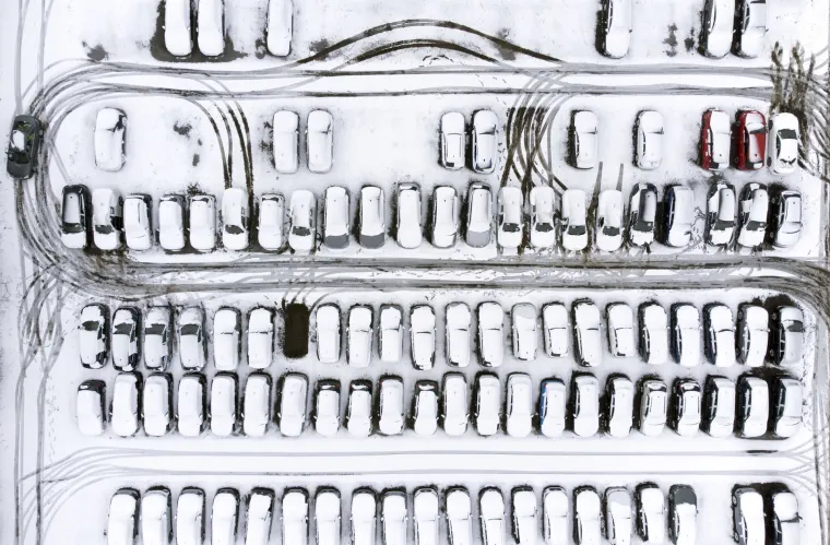 Snježna mećava prošli tjedan paralizirala je Englesku: Sad su temperature skočile, ali ledeno doba se vraća