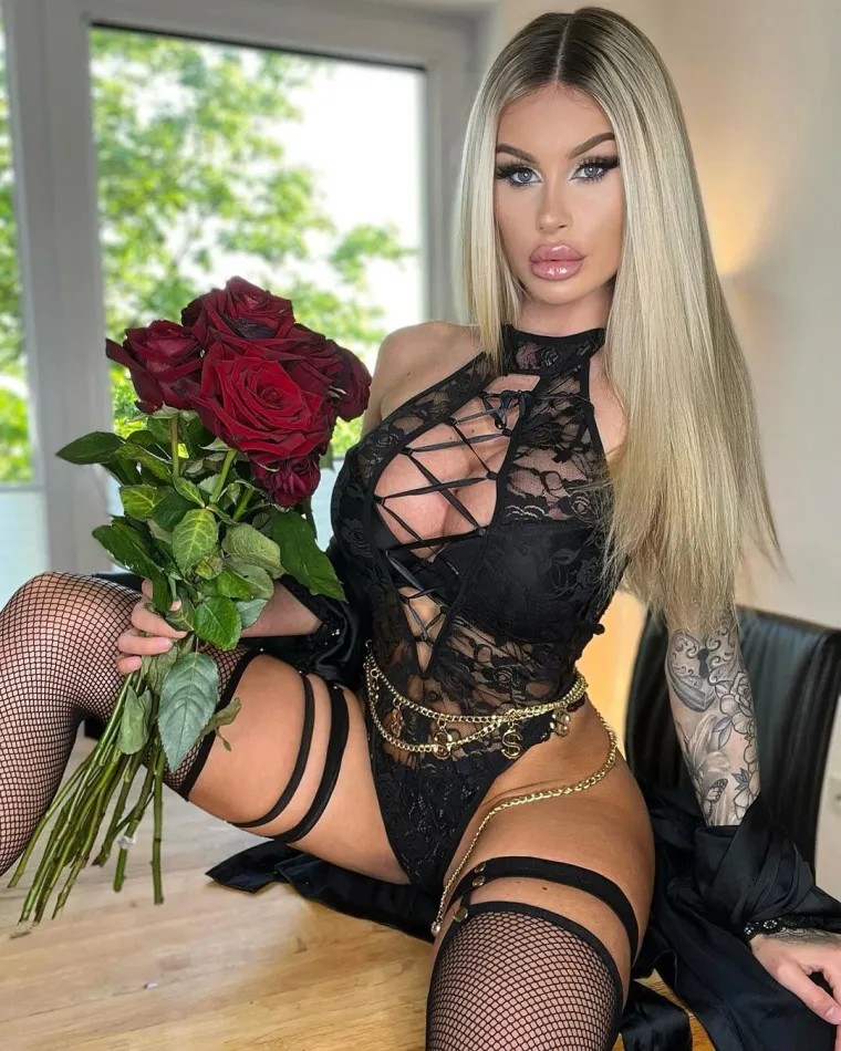 Popularna seksoholičarka s Instagrama zapravo je kći &scaron;efa Ureda javnog tužitelja!