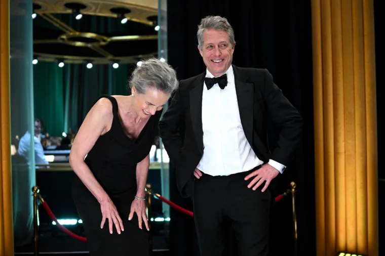 Kao da mu jedan incident nije bio dosta: Hugh Grant bubnuo da mu lice izgleda, ni manje ni više, nego kao skrotum