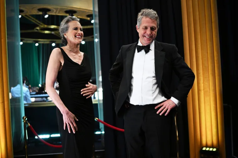 Kao da mu jedan incident nije bio dosta: Hugh Grant bubnuo da mu lice izgleda, ni manje ni više, nego kao skrotum