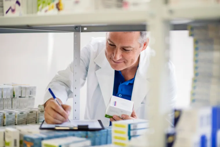 Krajem prošle godine farmaceuti su se suočili s nestašicom nekoliko antibiotika jer je sve veći broj slučajeva streptokoka A doveo do velikog porasta potražnje za lijekovima krajem prošle godine.