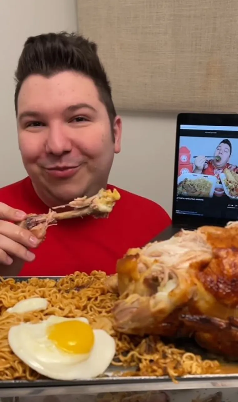 Jedna osoba je odgovorila: &ldquo;Nisi debeo, samo si zdrav.&rdquo; Drugi je dodao: &ldquo;Da. Vodite brigu o svom zdravlju.&rdquo; Neke je i motivirao: "Ovo mi daje vi&scaron;e motivacije da idem u teretanu, hvala Nikocado."