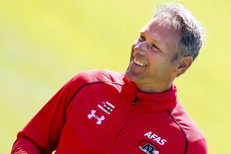 Marco Van Basten - četiri gola, Milan 4-0 IFK G&ouml;teborg &ndash; 25 February 1992