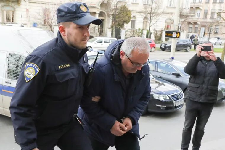 Privođenje HDZ-ova župana Damira Dekanića i suosumnjičenika na osječki sud