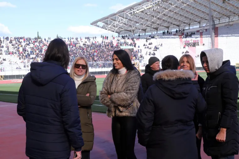 Poljud je spreman za doček svojih junaka: Juniori Hajduka dan nakon velike pobjede sletjeli u splitsku zračnu luku