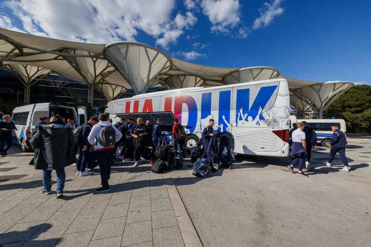 Poljud je spreman za doček svojih junaka: Juniori Hajduka dan nakon velike pobjede sletjeli u splitsku zračnu luku