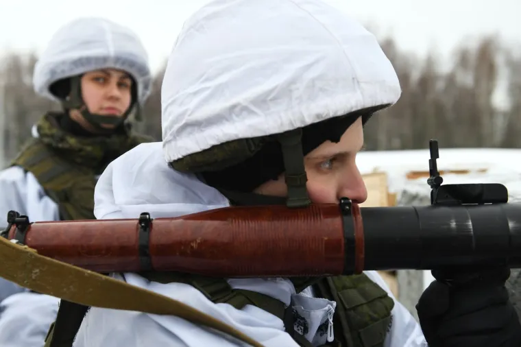 Ruskinje primile smrtonosno oružje u ruke i pokazale vje&scaron;tinu: 'Moskva u svoje redove novači sve vi&scaron;e žena'
