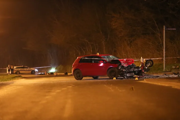 Pogledajte mjesto stravične nesreće u Sesvetama gdje je u sudaru motocikla i automobila poginula jedna osoba