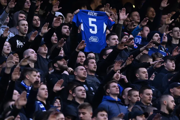 Koreografija za Ademija, bakljade i poruka Boysa za svog tragično preminulog člana čiji ubojica, krvnik, nikad nije priveden pravdi