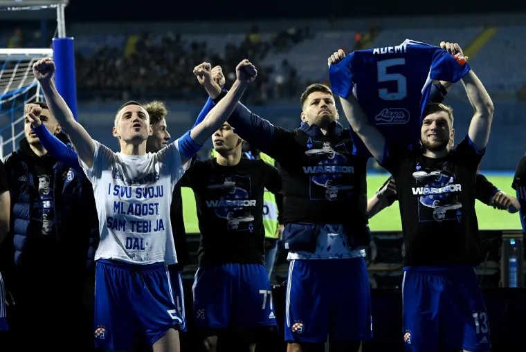 Prizori za pamćenje, trenutak za vječnost: Ekipa Boysa i čitav stadion oprostili se od svog kapetana; Ovo je ultimativni dokaz koliko je Arijan Ademi velik!