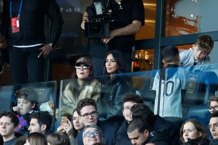 Kim Kardashian pojavila se na stadionu: Nećete vjerovati za &scaron;to su je optužili i s kim su ju usporedili