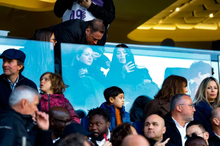 Kim Kardashian pojavila se na stadionu: Nećete vjerovati za &scaron;to su je optužili i s kim su ju usporedili