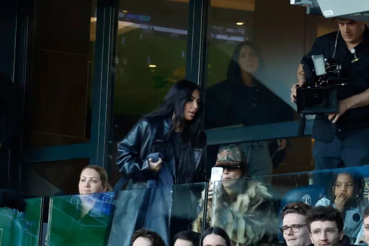 Nova kletva među navijačima diljem svijeta: 'Dabogda te s tribina bodrila Kim Kardashian'