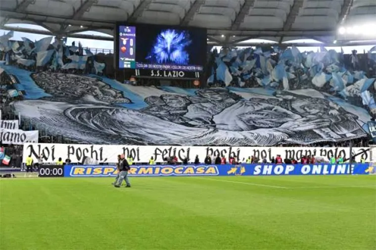 Ludi rimski derbi: Bakljade, sukob navijača i tvrdi talijanski nogomet kroz oko kamere