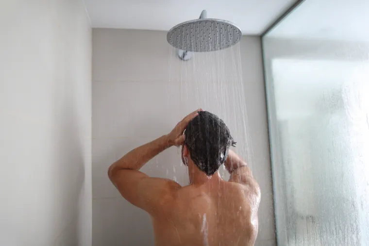 Kakvu vodu pijemo? Nestašica sve veća, a raste i zagađenje: Ove skupine ljudi trebaju biti na posebnom oprezu!
