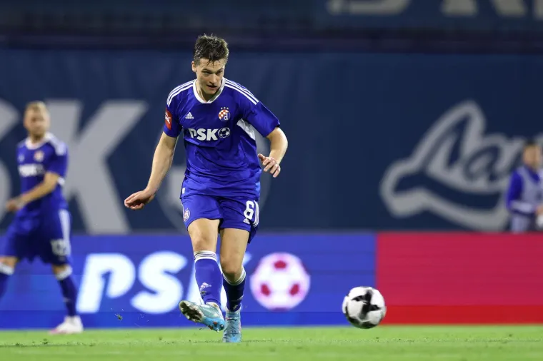 Rasmus Lauritsen je posljednjih par godina bio kamen temeljac u Dinamovoj obrani, a nakon &scaron;to je postalo jasno da ga Čačić ne vidi kao prvotimca, Danac je pre&scaron;ao u Brondby za cifru od oko 2.5 milijuna eura.