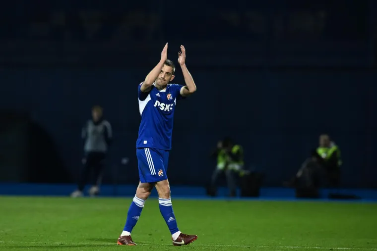 Kapetan Dinama Arijan Ademi jedno je od najvećih iznenađenja prijelaznog roka. Očekivalo se da će makedonski reprezentativac ostati na Maksimiru do kraja karijere no uslijed nemira u klubu i dobre ponude koju je dobio, odlučio se preći u kineski Beijing Guan.