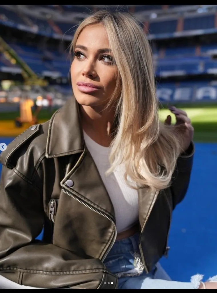 Diletta Leotta osvanula u 'domu' našeg Luke Modrića i odmah upala u društvo 'pravih' muškaraca, jedan nije ispuštao kameru iz ruku