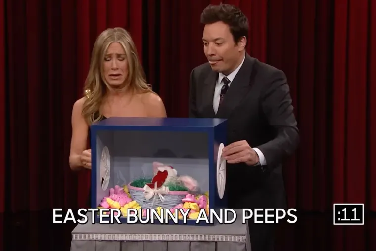 Popadat ćete od smijeha kad vidite kakve je sve face slagala Jennifer Aniston dok je igrala popularnu igru