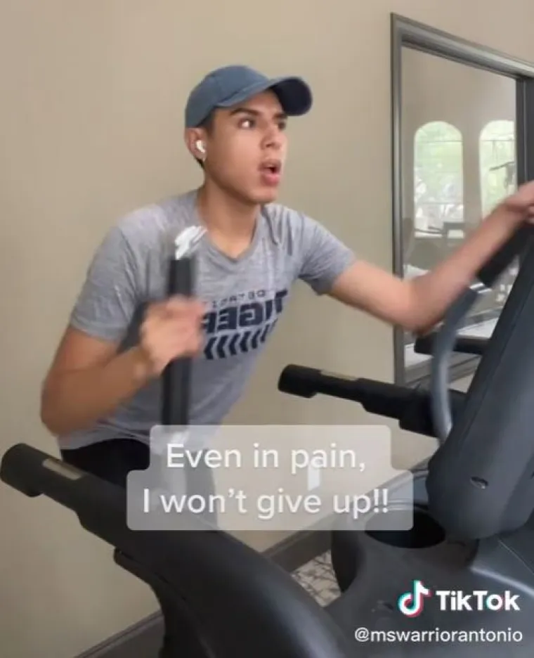 Iako je Antonio bio prisiljen odreći se nekih stvari koje je najvi&scaron;e volio, poput plesa i crtanja, utjehu je prona&scaron;ao u zajednici koju je izgradio čak i u najmračnijim danima.