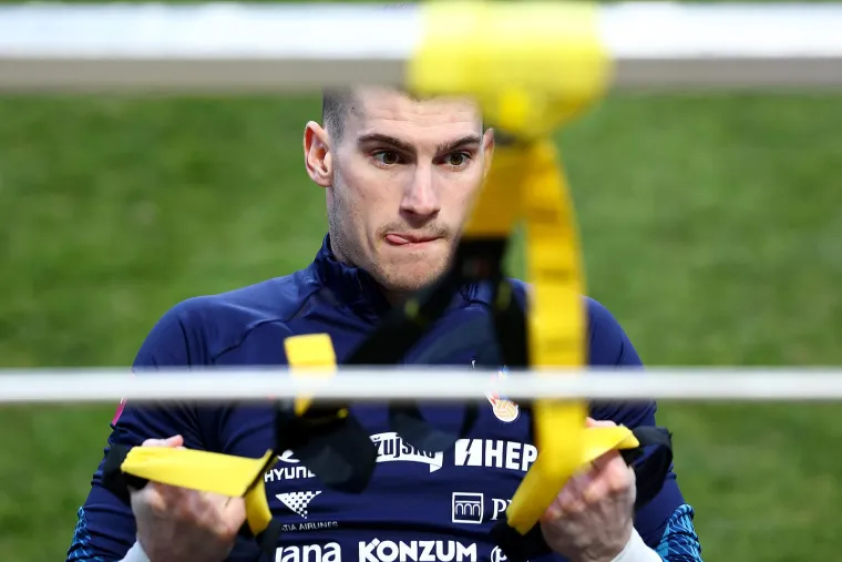 Trening propustila tri igrača: Branitelji dočekali Vatrene, poznato je &scaron;to su im poklonili