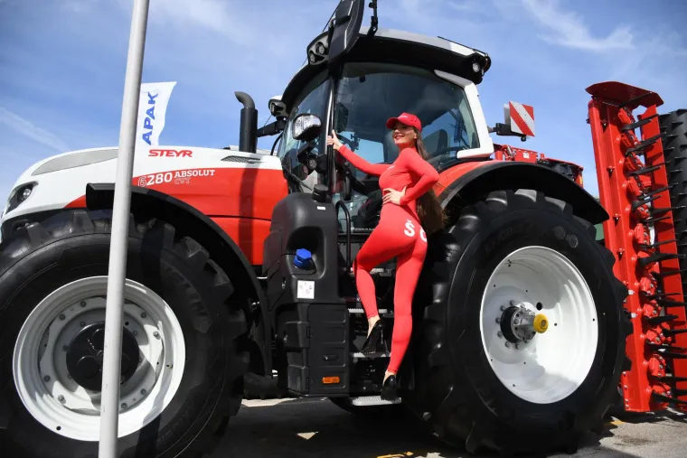 Kapitalci vrijedni nekoliko stotina tisuća eura pali u drugi plan kad se ukazala Ivana: Slova na njezinoj guzi izazvala su odu&scaron;evljenje posjetitelja