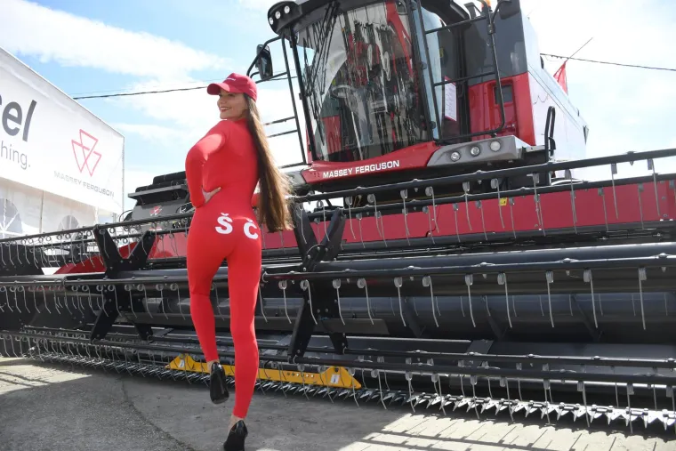 Kapitalci vrijedni nekoliko stotina tisuća eura pali u drugi plan kad se ukazala Ivana: Slova na njezinoj guzi izazvala su odu&scaron;evljenje posjetitelja