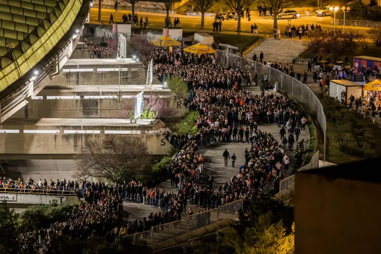 Sport spaja ljude? Milanović u dru&scaron;tvu HDZ-ovaca na prepunom Poljudu. Evo tko je sve do&scaron;ao