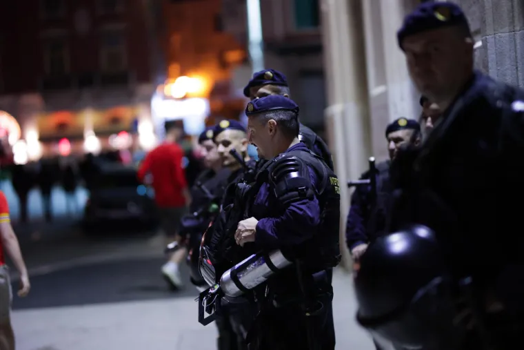 Velšani nisu skidali osmijeh s lica. Ovako su sinoć izgledale splitske ulice nakon utakmice