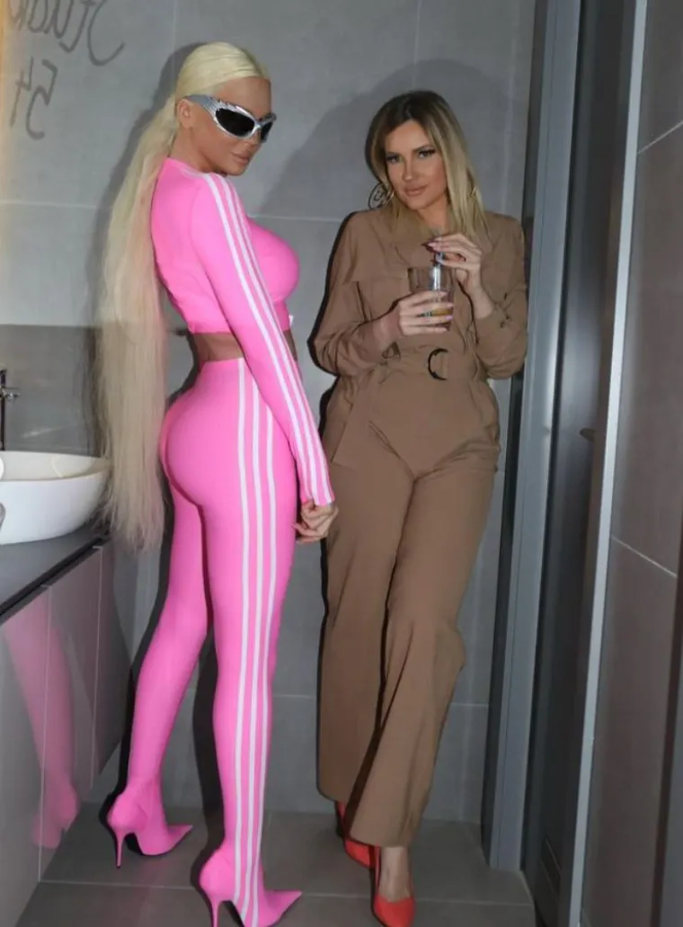 Jelena Karleu&scaron;a zajahala bika u stajlingu od 7000 eura! Ta žena izgleda nevjerojatno čak i u trenirci...