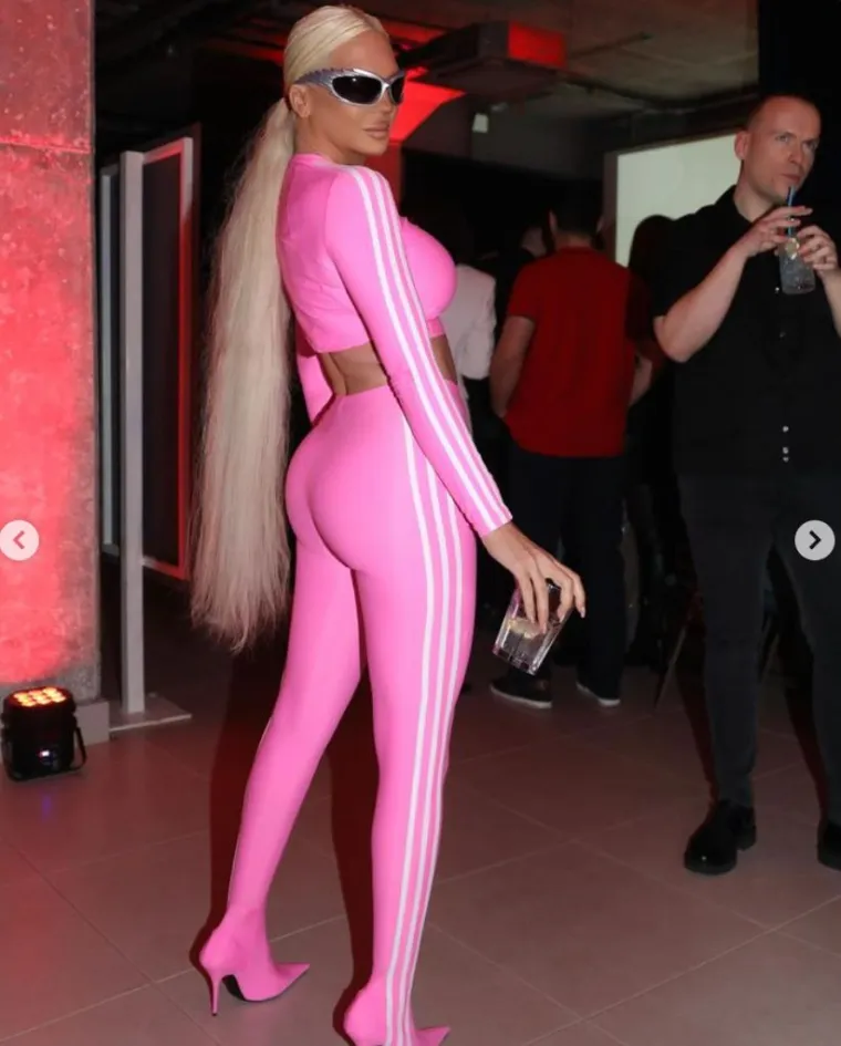 Jelena Karleu&scaron;a zajahala bika u stajlingu od 7000 eura! Ta žena izgleda nevjerojatno čak i u trenirci...