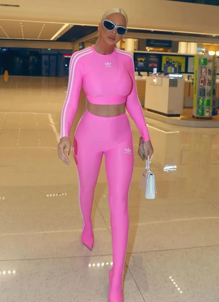 Jelena Karleu&scaron;a zajahala bika u stajlingu od 7000 eura! Ta žena izgleda nevjerojatno čak i u trenirci...