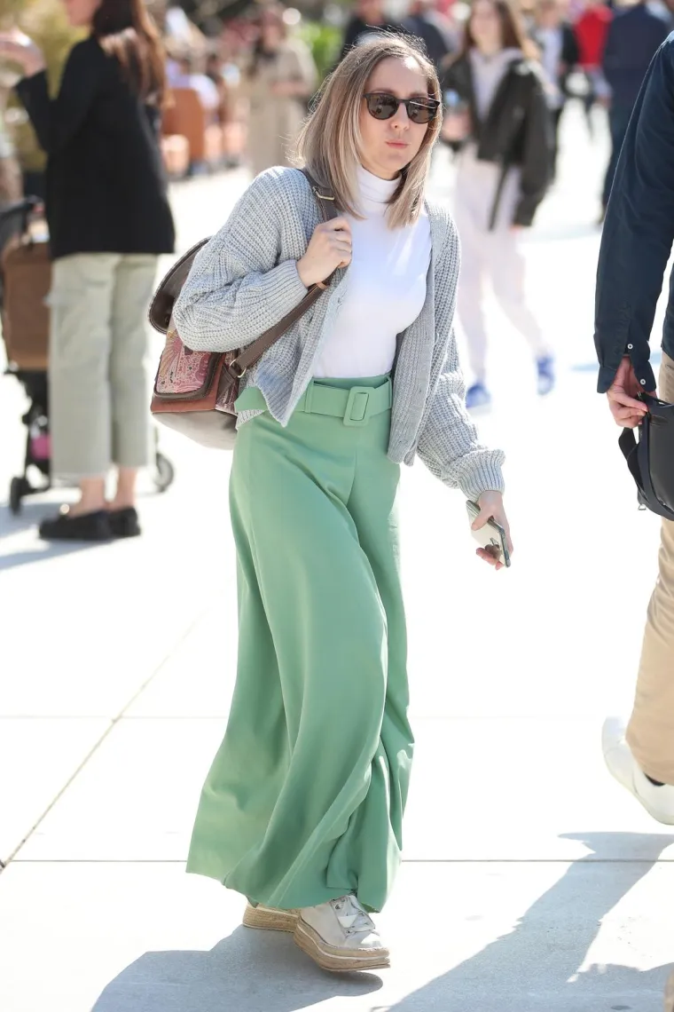 Dotjerane Splićanke u atraktivnim kombinacijama uživale na rivi, a dru&scaron;tvo im pravili sunce, kava i zgodni frajeri