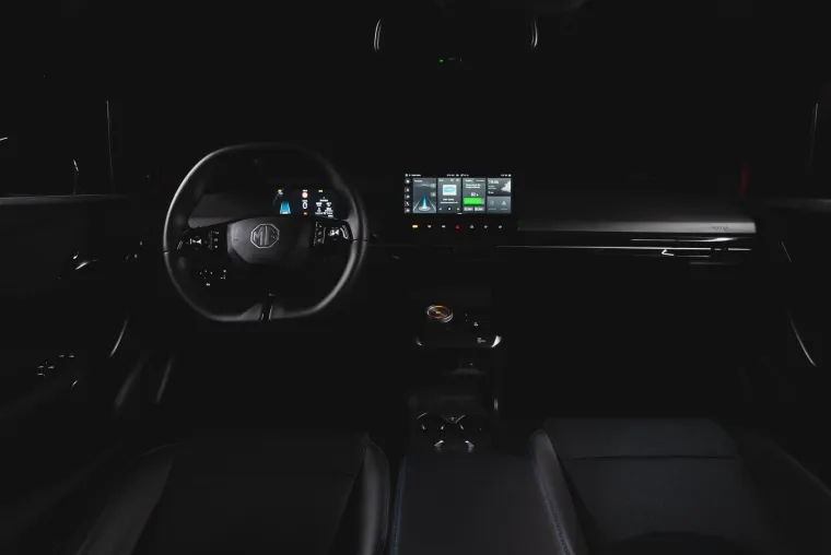 Ovo je novi MG4: Kompakt na struju odu&scaron;evljava svojim sportskim izgledom, ali i sjajnom cijenom