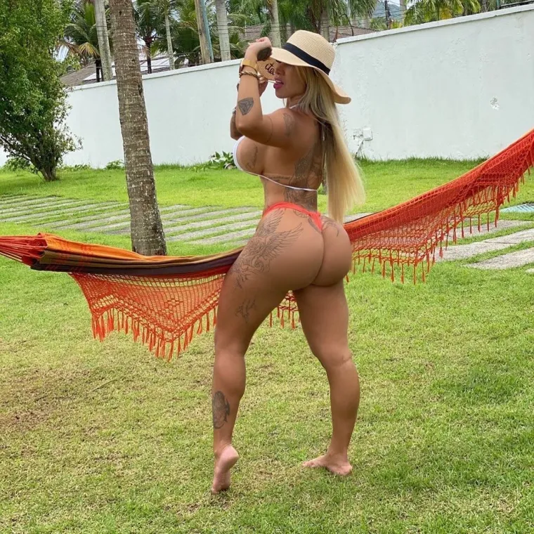 Juju Ferrari