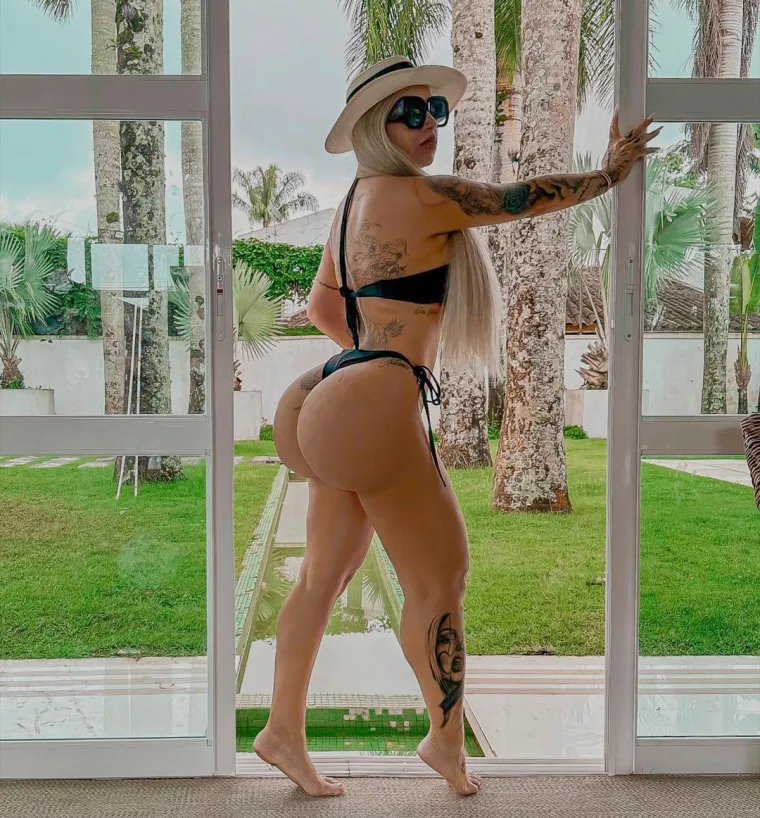 Juju Ferrari
