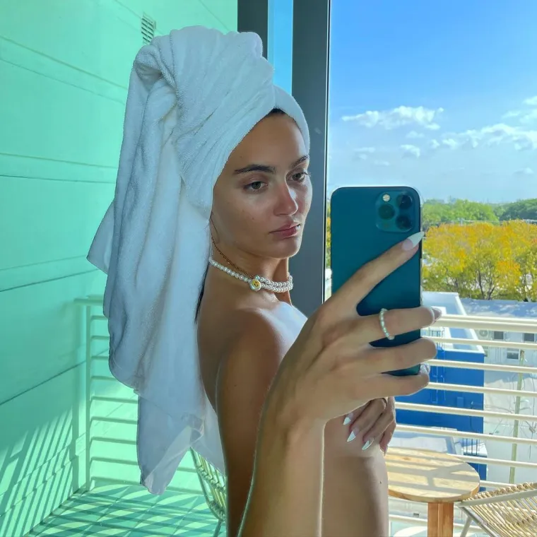 Devet godina pu&scaron;ila travu svaki dan, a sad je opisala kako je pro&scaron;lo 'skidanje': 'Najgore... Zbilja nikome ne želim da iskusi taj osjećaj'