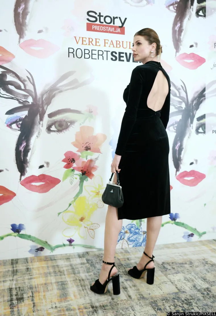 Zrinka Cvitešić oličenje elegancije, a Tina Katanić i Borna Kotromanić u vrućoj bitki - koja će pokazati više oblina?