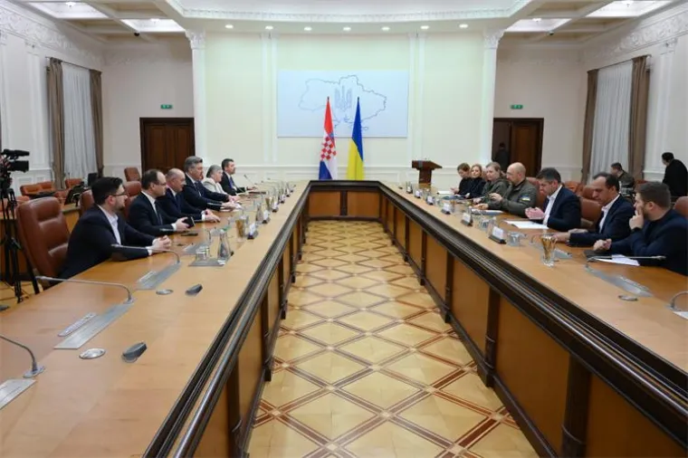 Andrej Plenković nenajavljeno doputovao u Kijev