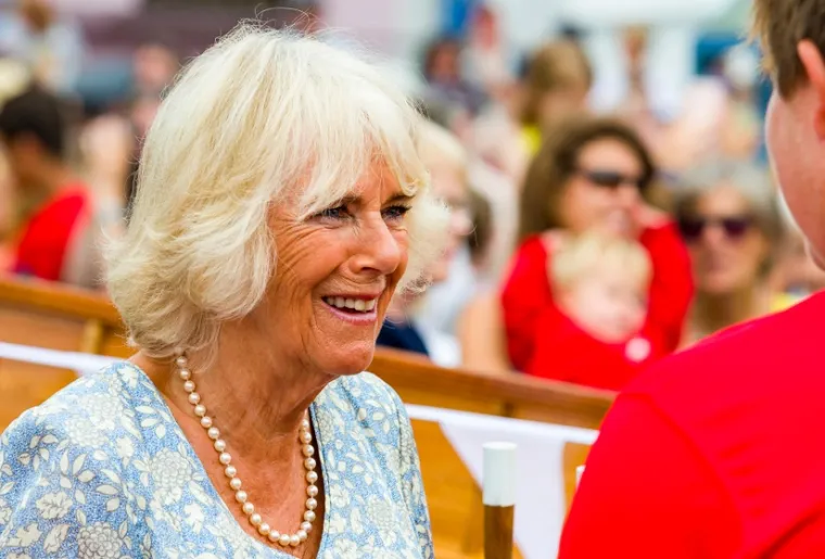 Najveća novost je da će Camilla vjerojatno odustati od svog tradicionalnog žezla od slonovače na krunidbi svog supruga - i to zbog Williama.

