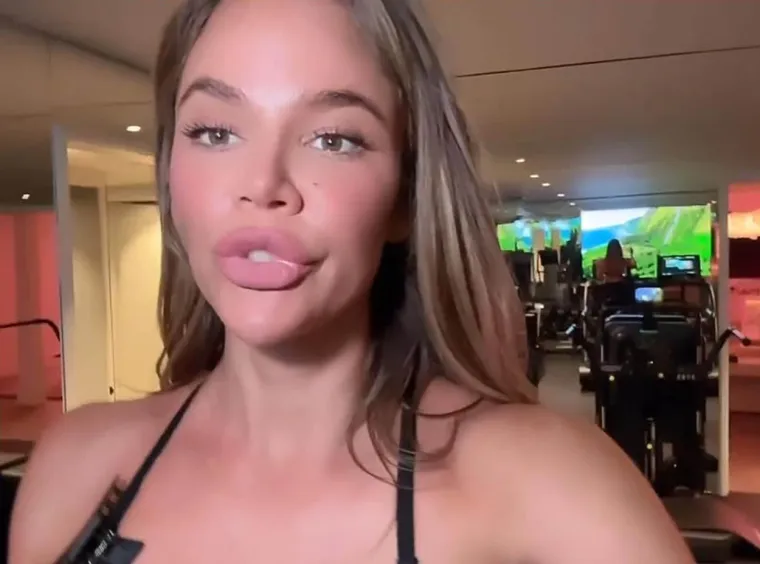 Khloe Kardashian objavila kako teše guzu u teretani, ali ipak prevladavaju zajedljive opaske: 'Nedostaje li ti staro lice?'