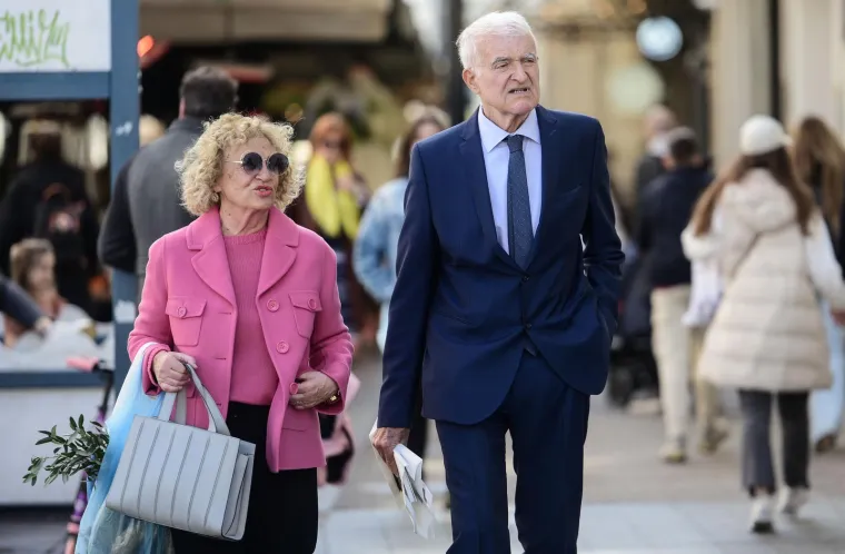 Zvonko Kusić u pratnji supruge