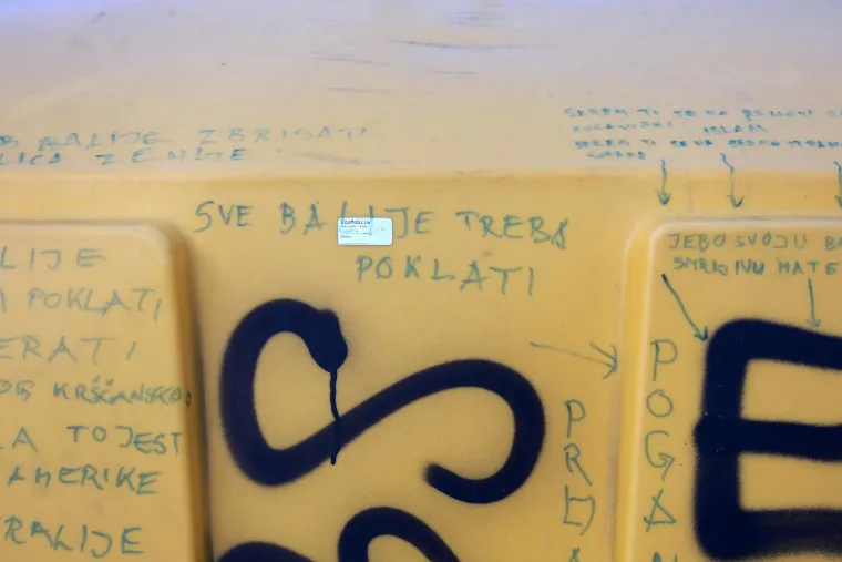U što se metropola pretvara: Neviđene riječi mržnje osvanule usred grada, od pogleda na njih sledit će vam se krv
