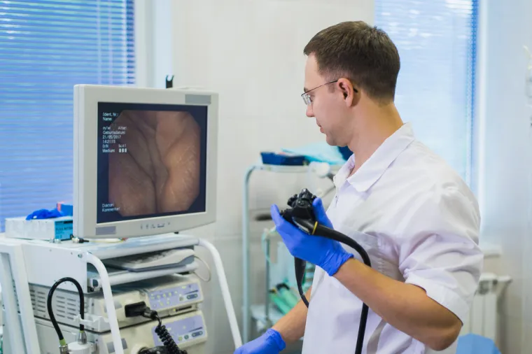 Svijest o važnosti probira je vrlo važna: Prije svega je potrebna edukacija medicinskog osoblja kako u ustanovama primarne zdravstvene zaštite tako i u specijaliziranim ustanovama te medijska promocija kao značajan oblik podsjećanja i poticanja pacijenata na samokontrolu, ističe liječnica.